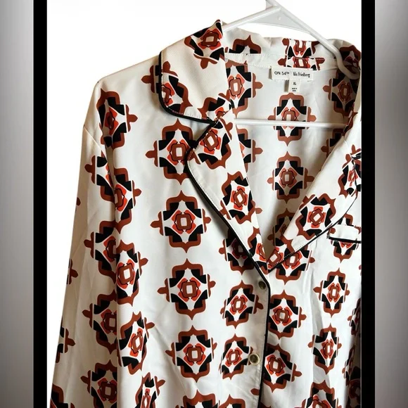 Alix Friedberg On 34th Medallion Print Boho Button Up Blouse Size XL - Picture 3 of 8